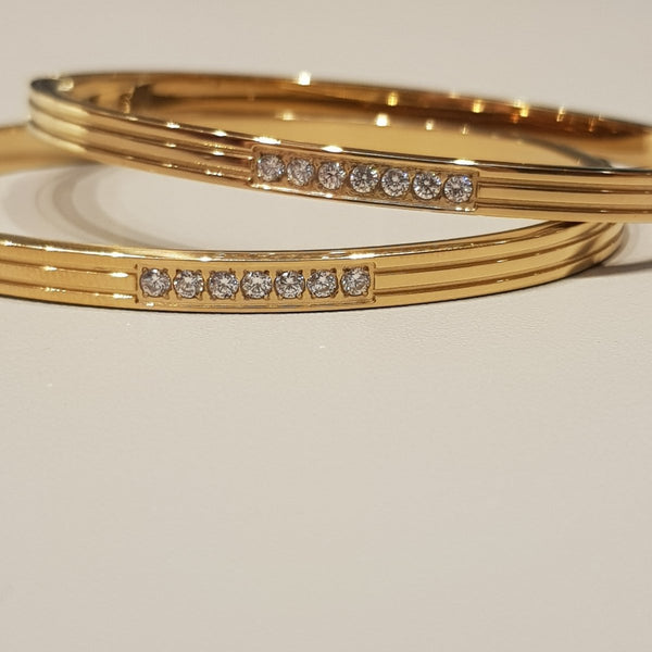 Gold - plated bangle with Zirconias - MCA Design by Maria