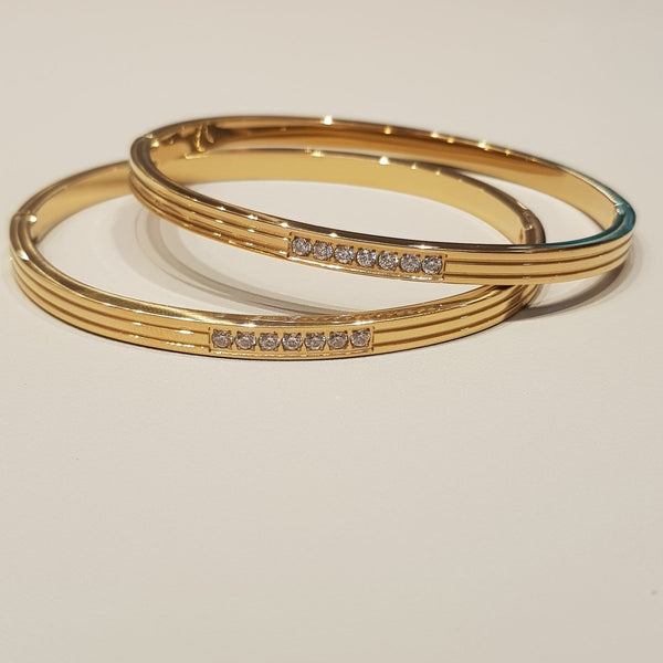 Gold - plated bangle with Zirconias - MCA Design by Maria